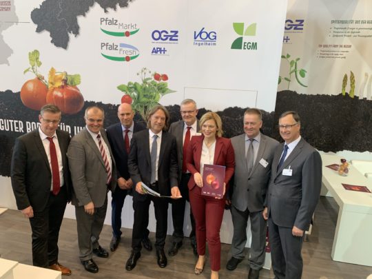 Messeauftritt Fruitlogistica Berlin 2020 Julia Klöckner