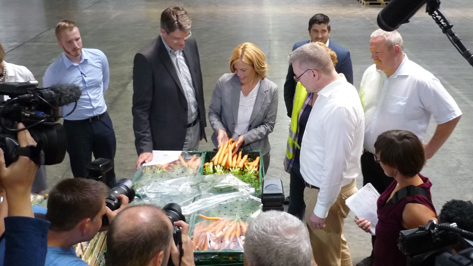 Besuch von Julia Klöckner und Patrick Schnieder im Pfalzmarkt